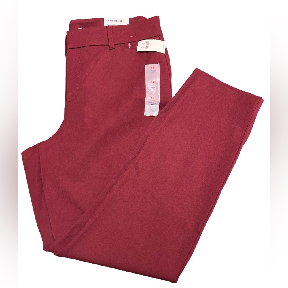 Old Navy Women's High-Rise Pixie Never-Fade Burgundy Cropped Pants